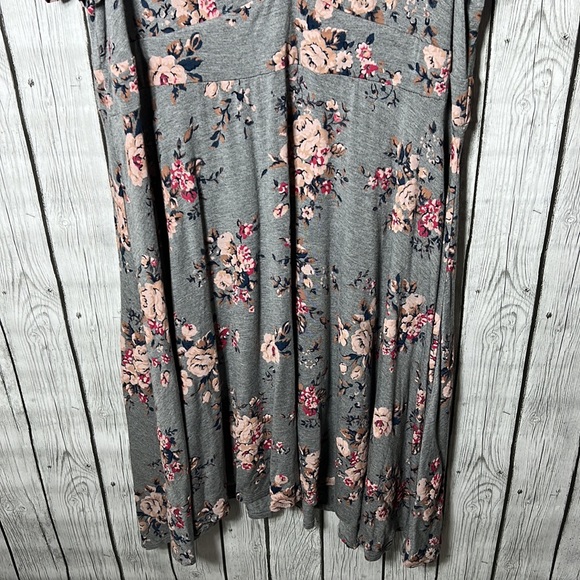 Grey Floral Jersey Cold Shoulder Mini Dress size 3 - Picture 4 of 14